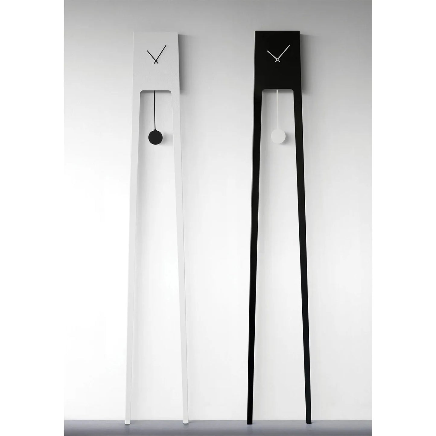 Tiuku Standing Clock