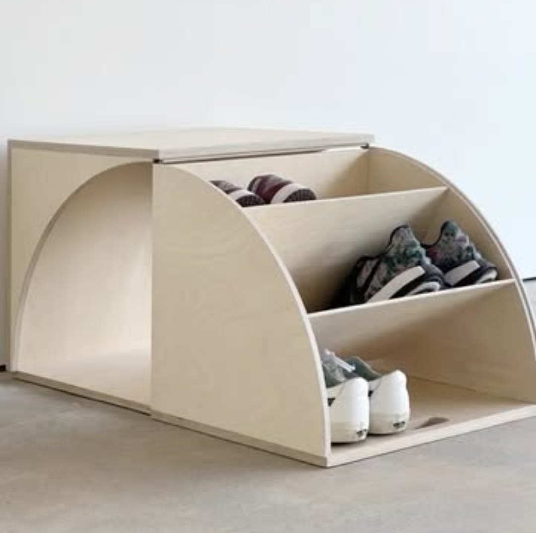 Spin on Shoe Storage